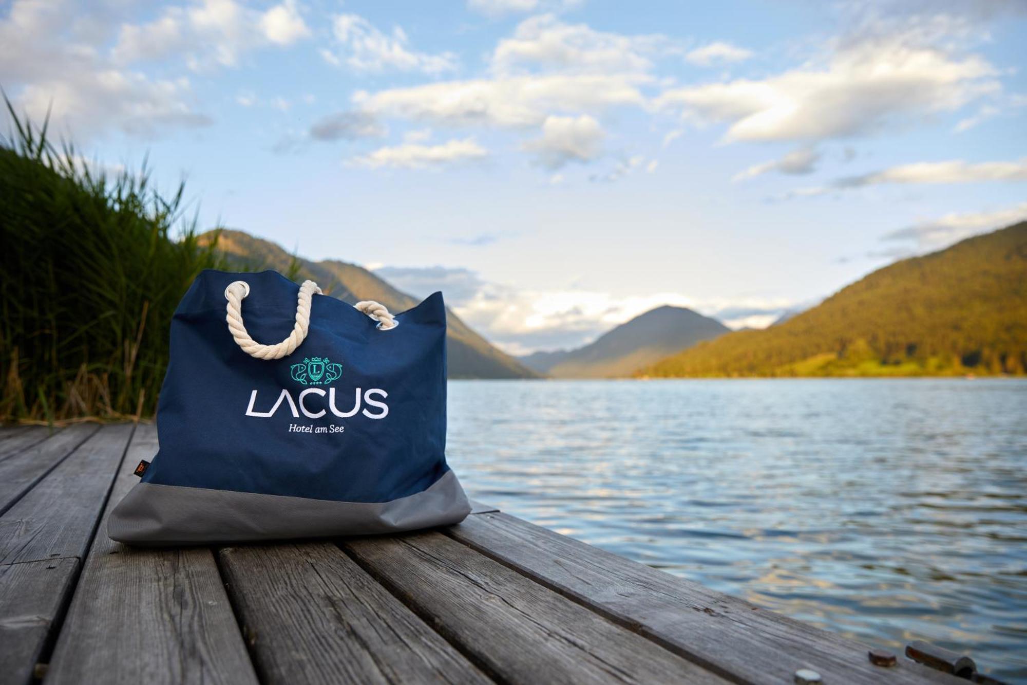 Lacus Hotel Am See Weissensee Kültér fotó